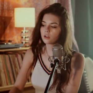 YouTube Looping Multi-Instrumentalist Elise Trouw Talks About Easiest And Hardest Instruments To Play