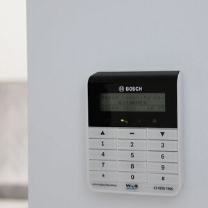 Why Should You Choose Custom Alarm Systems for Your Home’s Security?