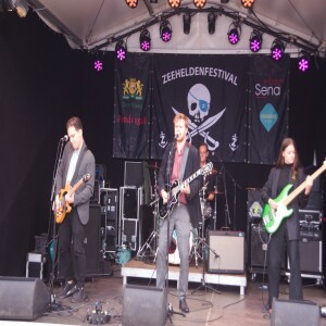 Bottled Waves live op Zeeheldenfestival 2024