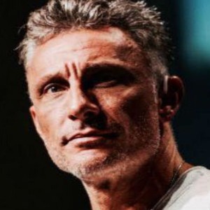 ILP 28: Tullian Tchividjian On God's Grace, Starting And Merging Churches, Crashing And Burning, And Ultimate Restoration - ScottNeal.me