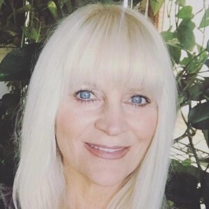 845-277-9131 Live Readings w Psychic Medium Toni Greene