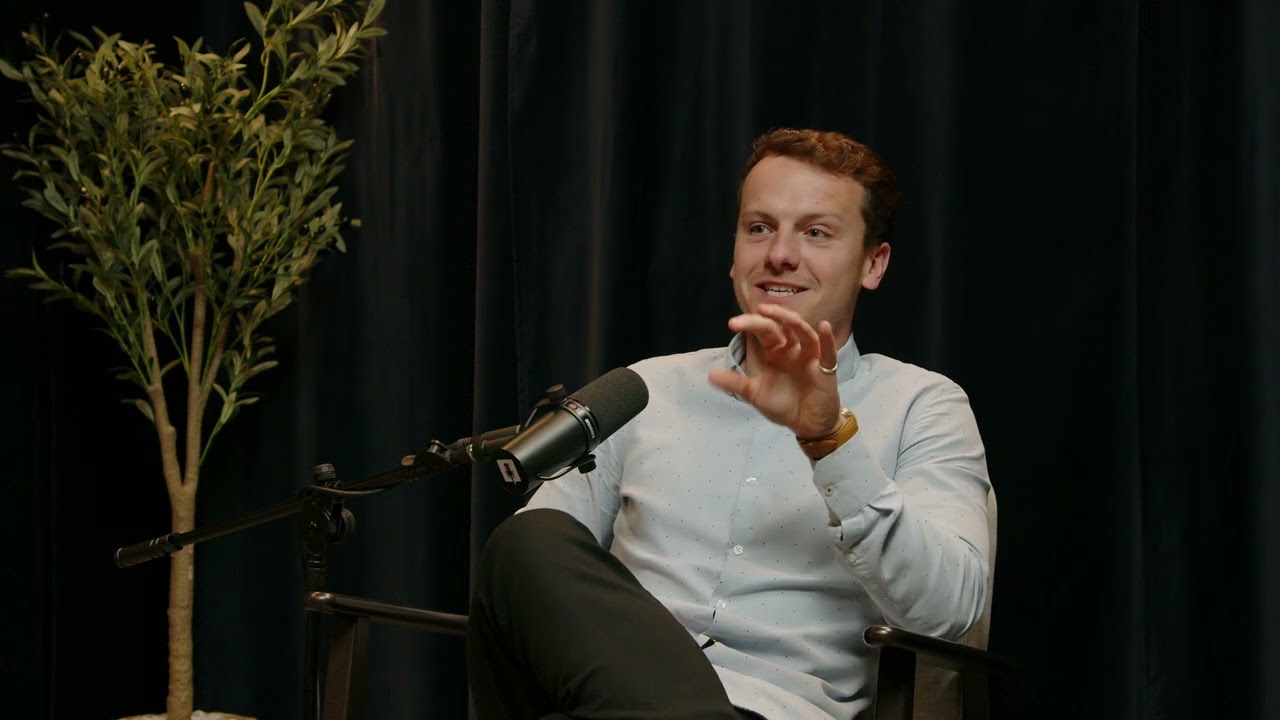🎙 Omz Under The Hammer Podcast 🏡💡