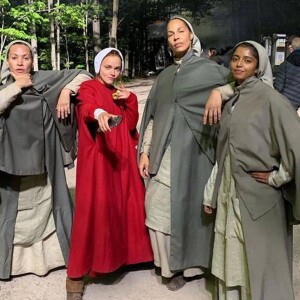 Hello Hollywood -Let’s Talk About Handmaid’s Tale