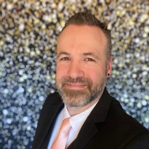 EP 122: A Child Defending His Mom With A Frying Pan: Erik Allen