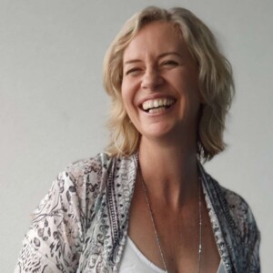 Unlocking Personal Growth and Self-Discovery Through Magical Synchronicities and Transformative Love - Elizabeth Makepeace & Elizabeth Elenor