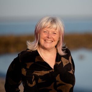 Landscaping Your Life: Using Nature’s Wisdom for Clarity and Growth with Alison Smith