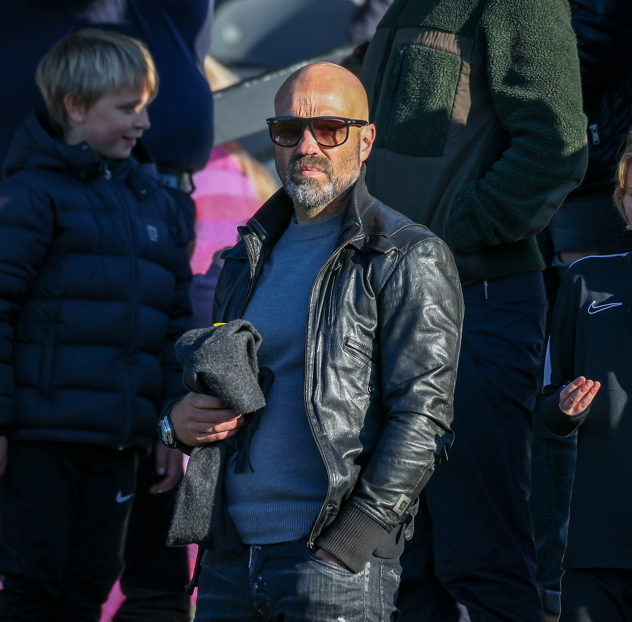 NÁVÍGI (S02/E02) Bjarki Gull & mennskan