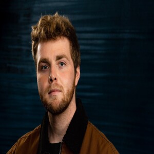 Alex Warren’s ‘Ordinary’ Earns 11th Consecutive Week as the U.K.’s No. 1 Single