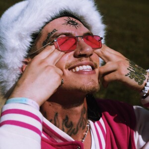 Faith and Music: Ho$ter’s Path to Healing