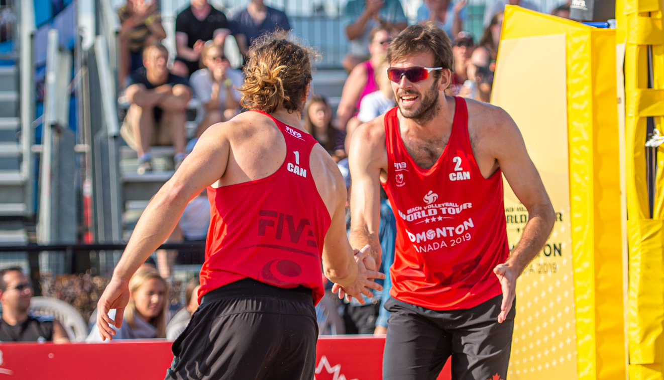 SANDCAST: Beach Volleyball with Tri Bourne and Travis Mewhirter