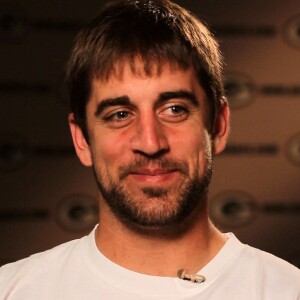 Trending Now: Aaron Rodgers on his relationship with Brett Favre