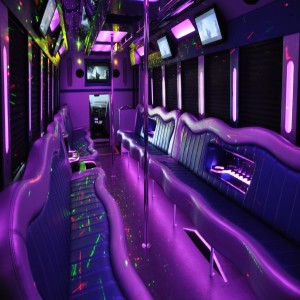 Top Games to Play in a Party Bus to Make the Trip More Enjoyable