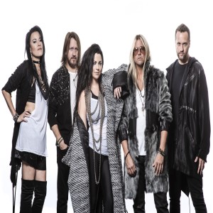 Amy Lee/Evanescence on LA Lloyd Rock 30