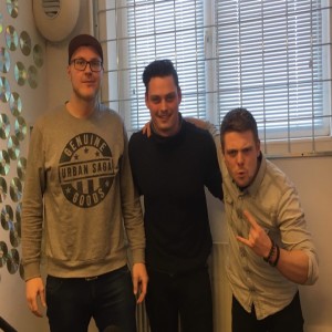 Hør interviewet med 3 fra bandet Bad Fuel som besøgte programmet på Nærradio Korsør - Go Weekend