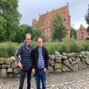 Jakon Neumann besøgte Joakim Castenskjold på Borreby Gods - hør podcasten her
