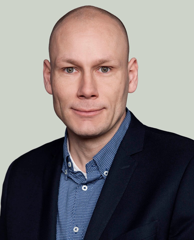 Tom Block besøgte Nærradio Korsør - Hør hvorfor det er vigtigt at stemme lokalt, og hvorfor du skal stemme på Tom.