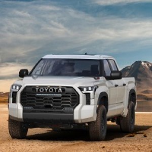 An Inside Look At Teen Driving Safety, Getting A Rundown On The 2022 Toyota Tundra, And Andy‘s Top5! - 10-16-2021