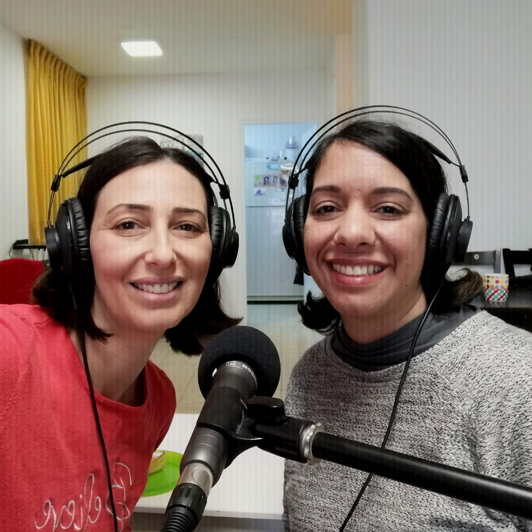 פרק 51 - איך בזכות הצעה מפתה ממקום העבודה יצאתי לעצמאות עם דבי קצב פודקאסט על עקבים – פודקאסט על יזמות, אמהות ומה שביניהם פרק 51 - איך בזכות הצעה מפתה ממקום העבודה יצאתי לעצמאות עם דבי קצב