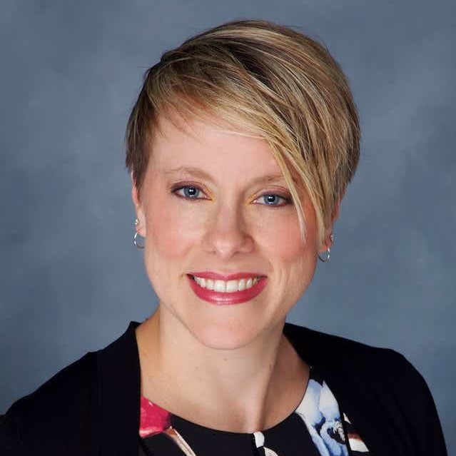 The Extra with Shannon Brinias - December 8, 2020