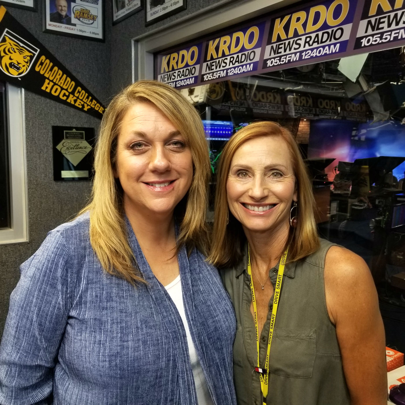 The Extra with Renae Roberts - September 12, 2012