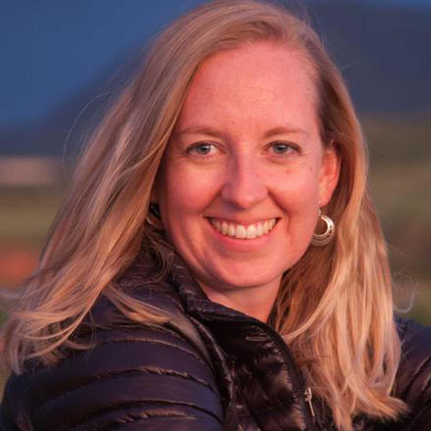 The Extra with Shannon Brinias - April 8, 2020