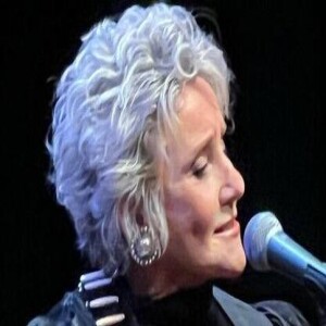 Country Music Hall of Fame Inductee Lacy J. Dalton