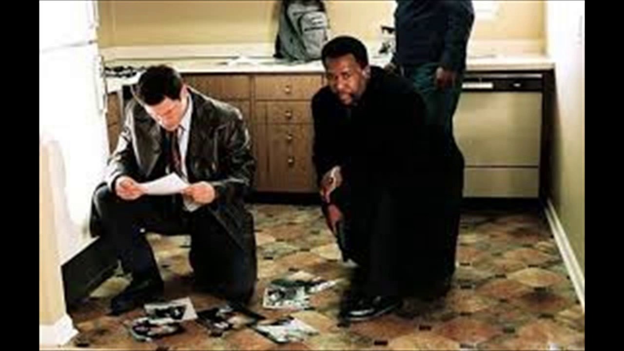 The Wire S1E4 Old Cases
