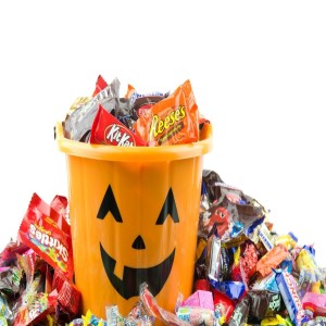 Piffles Podcast Food Fight of the Week - Week 21 - Halloween Candy