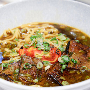 Taiwanese Beef Noodle Soup with Chef Luc Wen, Taipei Marriott Hotel