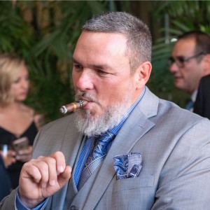 #ELOSOFUMARTAKES - 104th Take with guest, Jeff Borysiewicz of FSG & Corona Cigar Company