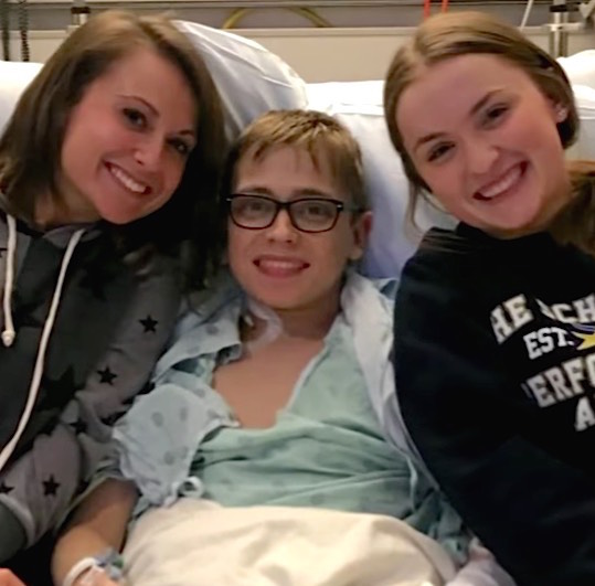 Stranger Sets Off Incredible Chain of Good Deeds That Saved 6 Lives