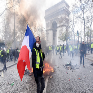 EP 84- Paris Riots -Gilet Jaunes- Yellow Vest movement- The planet is waking up to Debt Slavery- Comments ON Bird Box- Vintage Watches Hobby