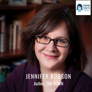 Jennifer Robson, THE GOWN