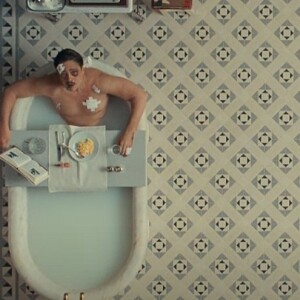 .týždeň vo filme: John Wick v sukni, Wes Anderson a džendžer horor