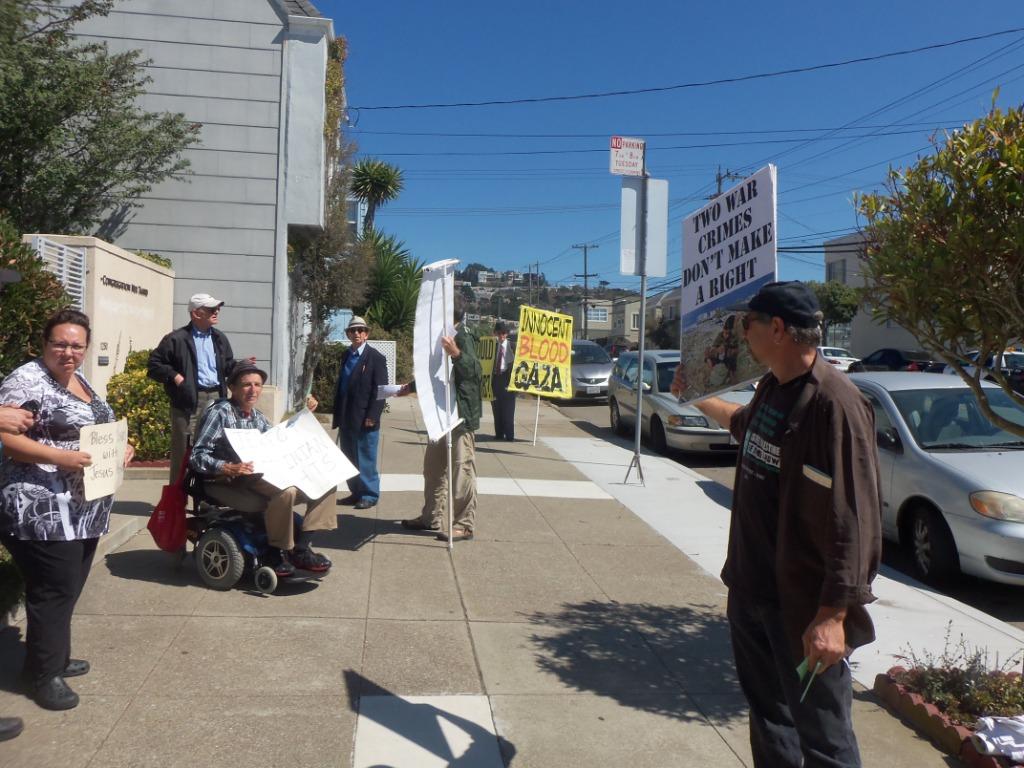 Jewish Voice For Peace Activists Join WHTT Vigil at John Hagee's CUFI Event at SF Synagogue