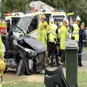 Serious Car Crash Captain Cook Highway This Afternoon - FAB FM's Paul Makin Was On The Scene