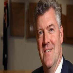 Douglas Shire Council CEO Drama -Paul Makin Was Waiting Outside A Special Council Meeting To Discuss CEO Mark Stoermer's Contract - Has He Resigned? FAB FM's Paul Makin Shares His Thoughts