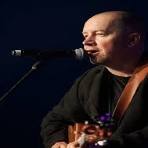 Singer Songwriter Phil Davidson Chats To Paul About His Music And His Teaming Up With Felicity Urqhart On A Previous Album