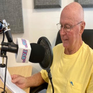 DON‘T MISS LISTENING TO THIS - Port Douglas Local Reub Hayes Has 45 Years In Banking And Research Analysis - NOW His Report Card On How Covid Has Been Handled In Australia And It Might Surprise You