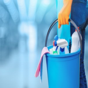 Factors to Take into Account Before Hiring a House Cleaning Service