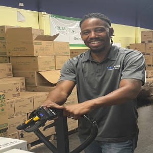 BCWG S6:E39 Ken is the smiling face behind the counter at GEM Supply-Orlando