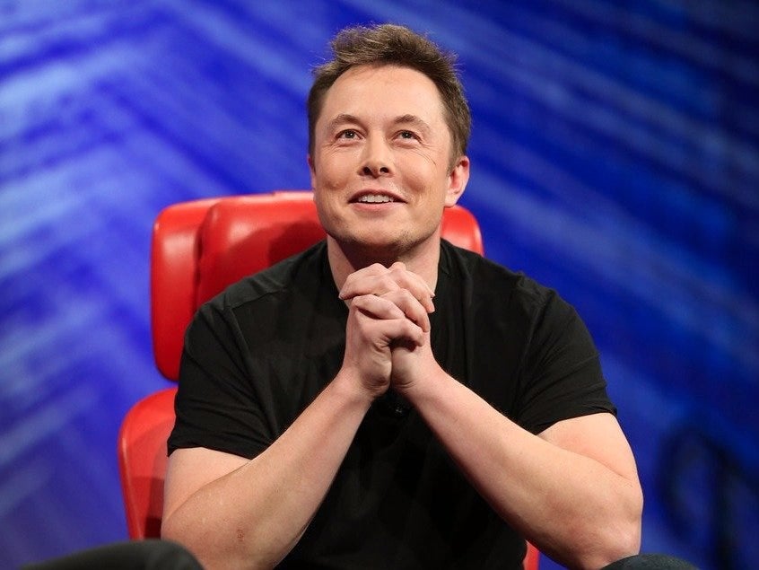 ELON MUSK A FAVOR DE RECIBIR DINERO GRATIS?