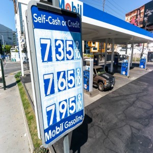 Soaring Gas Prices & the Economy w/ Mike Swanson/Putin’s Game in Ukraine w/ Larry Hancock