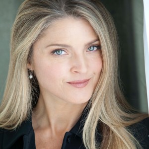 EPISODE 20: Former Miss Ohio Susan Kay Wyatt Reassures Us All "No Crown Required"