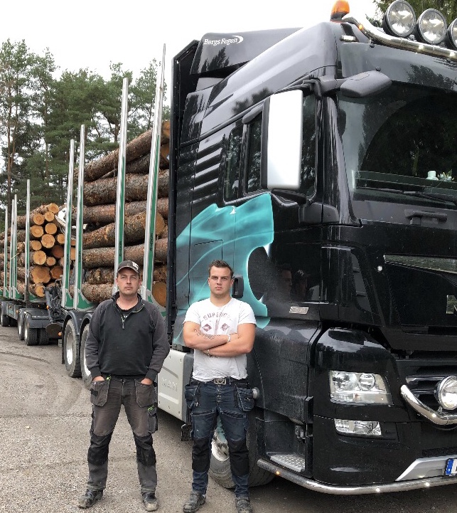 Jimmy & Jonatan - Bredsands Skogstransporter