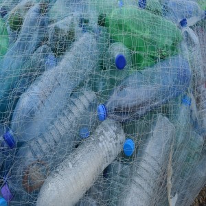Plastikindustrie : Verbueter hëllefe net weider