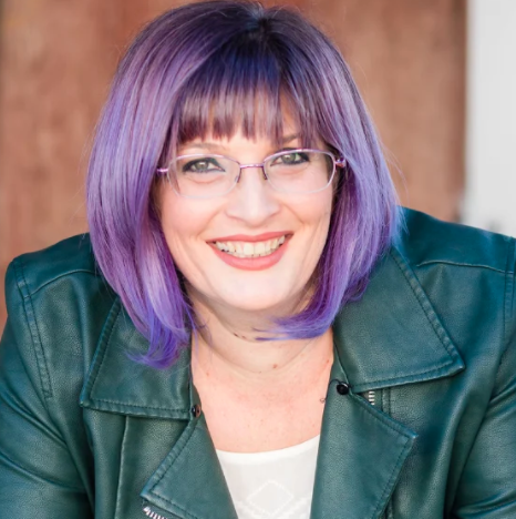 Nicole Holland Teaches You How To Build A Rock Solid Business With Podcasting