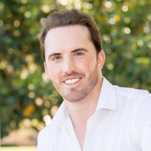 “The Insider’s Secret to Seamless Co-Parenting with Michael Daniels, the Creator of the FAYR Parenting App” on Breaking Free:  A Modern Divorce Podcast #123