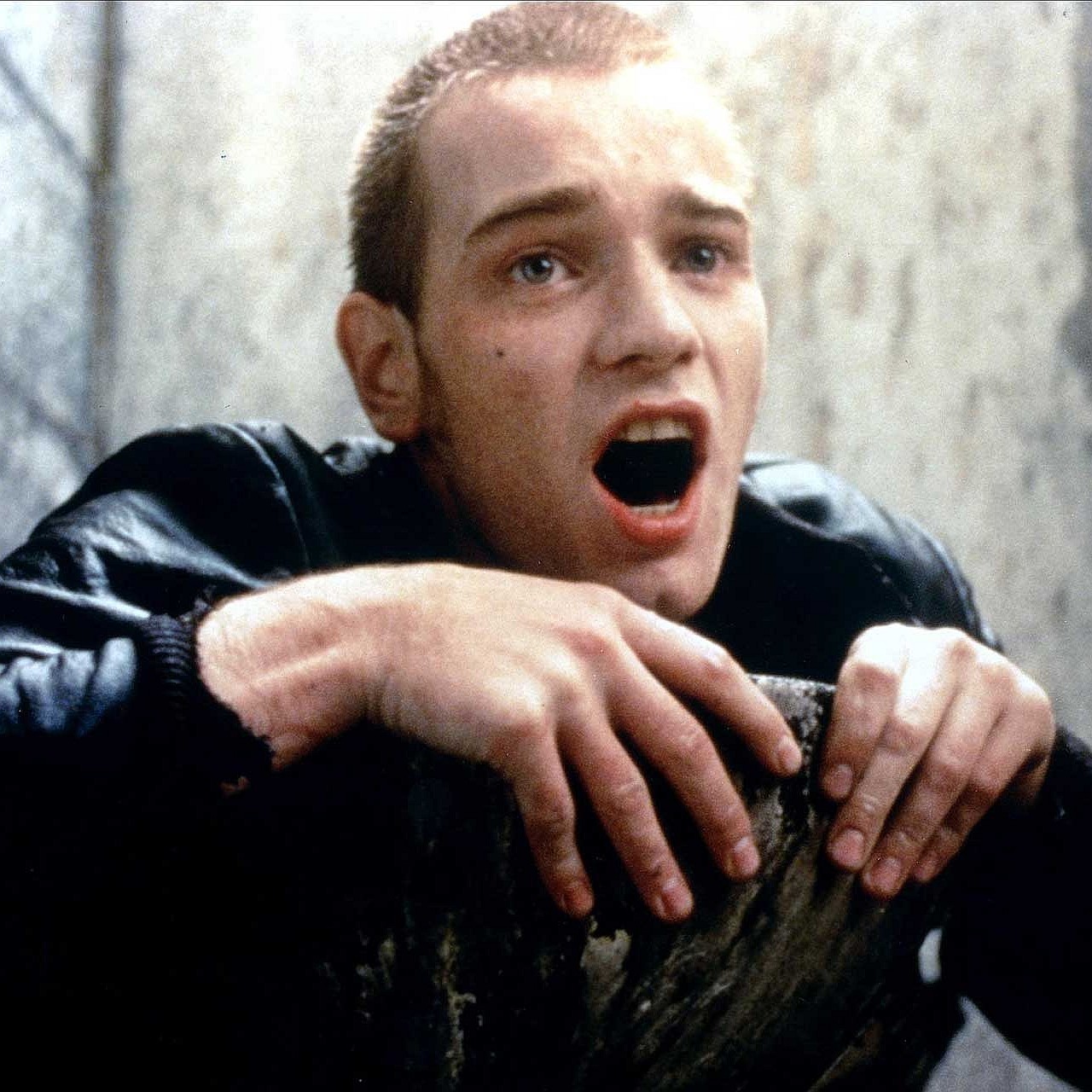 Trainspotting: Klasika o drogách, kamarádství, vzpouře mládí a nejhnusnějších hajzlech ve Skotsku