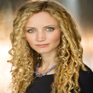 Episode 7 - Talking Tudors with Dr Suzannah Lipscomb
